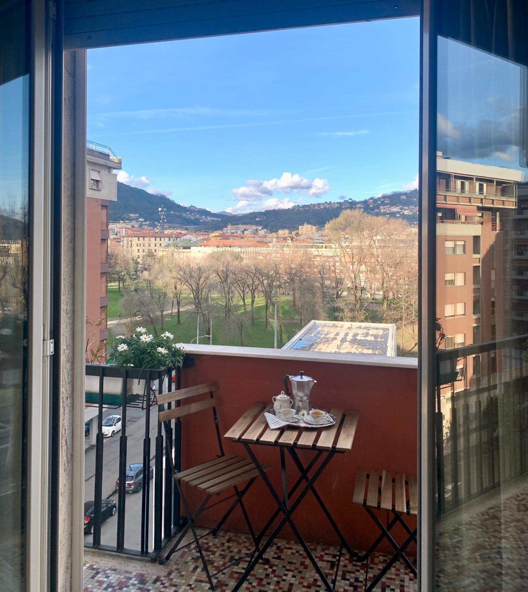 Ferienwohnung La Finestra Sul Parco La Spezia Exterior foto